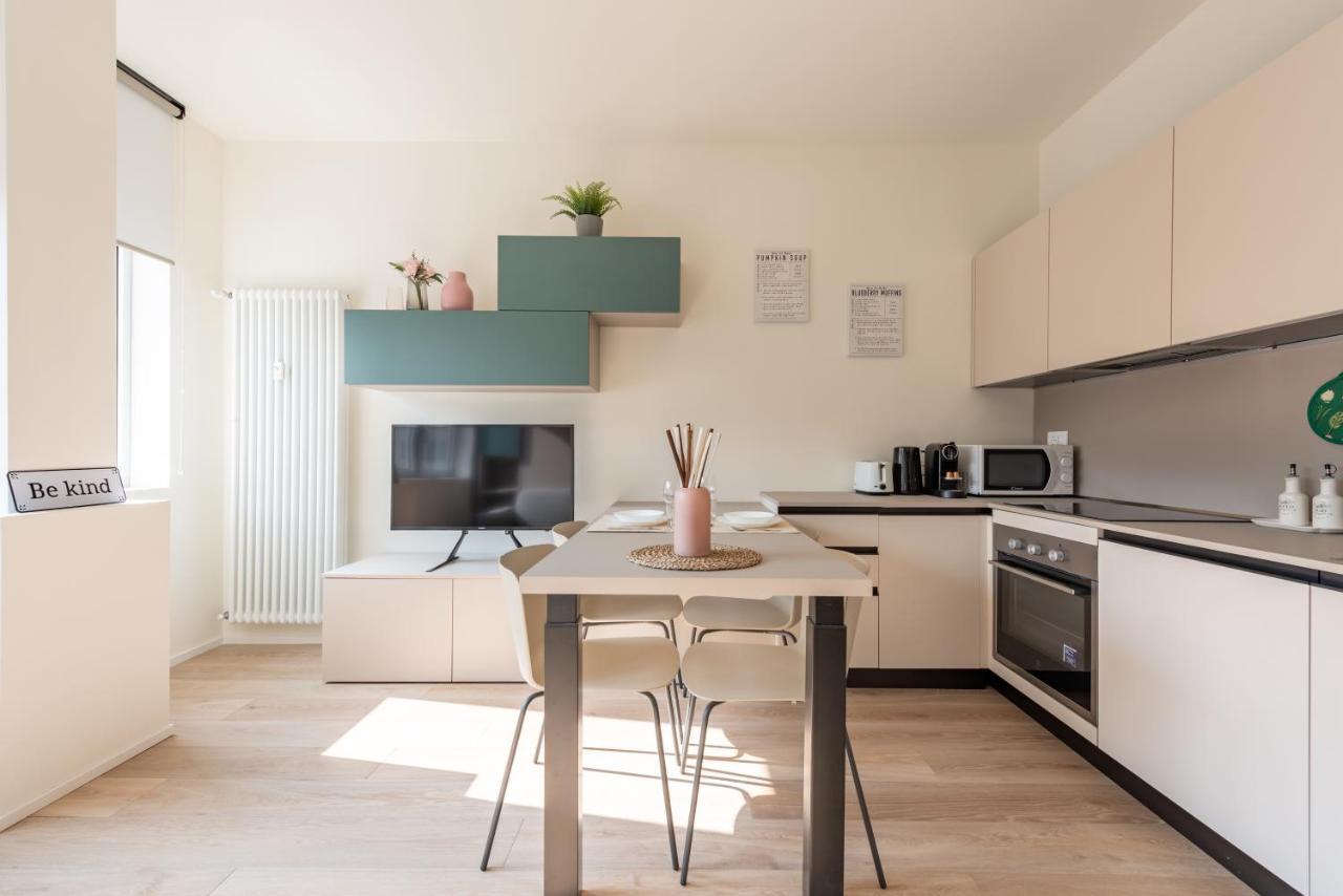 We Home - Santa Sofia House, Duomo Mailand Exterior foto